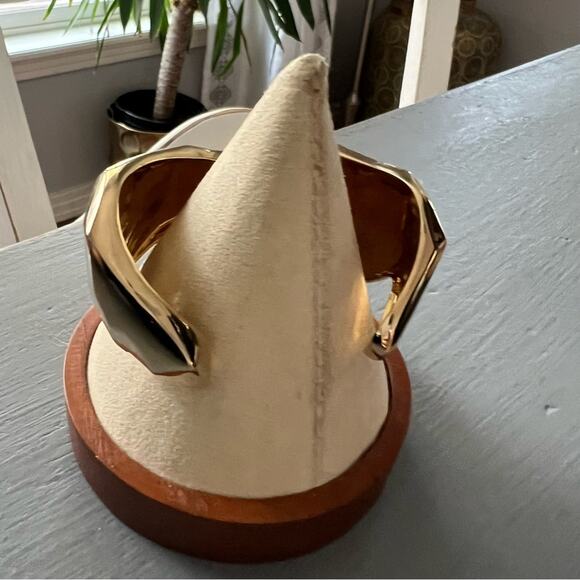 Robert Lee Morris Brass Cuff Bracelet - Picture 7 of 11